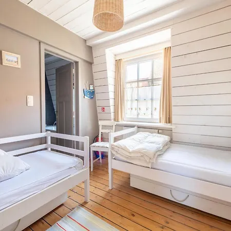 Authentic Fisherman's House In Nieuwpoort, Cleaning Included Holiday home *